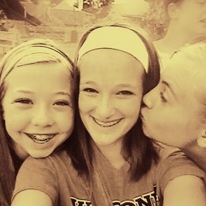 Meet your Posher, Halle